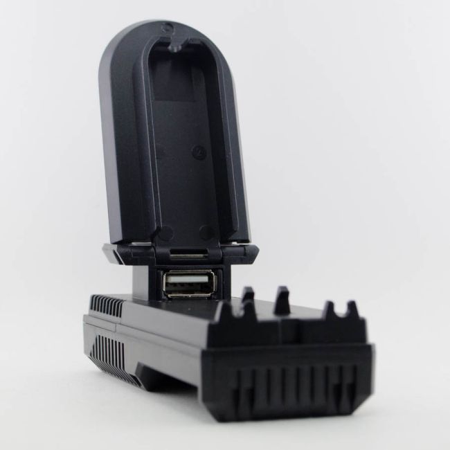 Зарядное устройство Nitecore Intellicharger UM 10 Зарядное устройство Nitecore Intellicharger UM 10